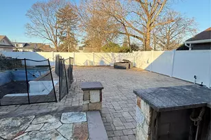 254 Park Ave, Freeport, NY 11520 - Photo 5