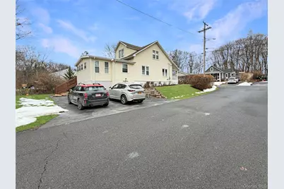 18 Grove Street, Highland, NY 12528 - Photo 35