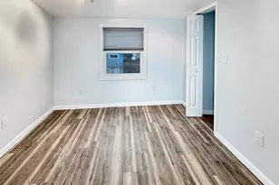 18 Grove St, Highland, NY 12528 - Photo 13