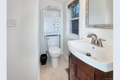 18 Grove Street, Highland, NY 12528 - Photo 11