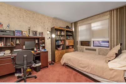 69-10 Yellowstone Boulevard #210, Forest Hills, NY 11375 - Photo 13