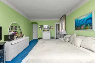 69-10 Yellowstone Blvd, Forest Hills, NY 11375 - Photo 11