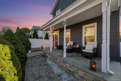 8 Madison Avenue, Glen Cove, NY 11542 - Photo 27