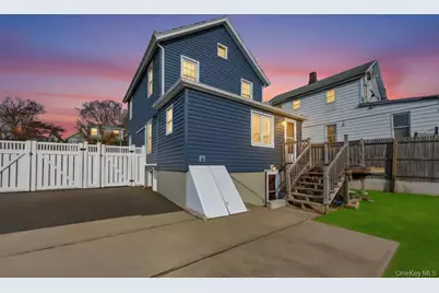 8 Madison Avenue, Glen Cove, NY 11542 - Photo 25