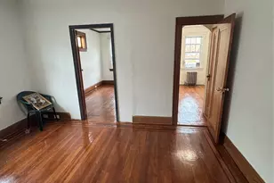 77-40 74th St, Glendale, NY 11385 - Photo 7