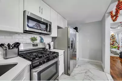 17826 Zoller Road, Jamaica, NY 11434 - Photo 13