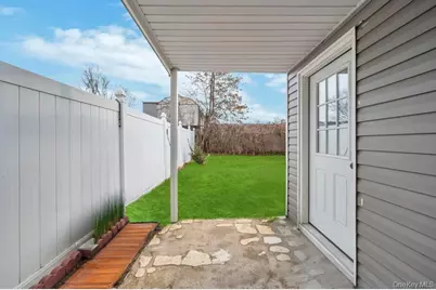 17826 Zoller Road, Jamaica, NY 11434 - Photo 5