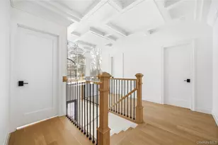 115 Weeks Dr, Dix Hills, NY 11746 - Photo 31