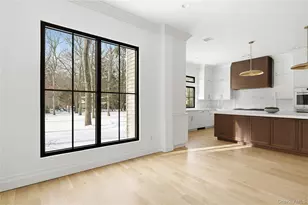 115 Weeks Dr, Dix Hills, NY 11746 - Photo 19