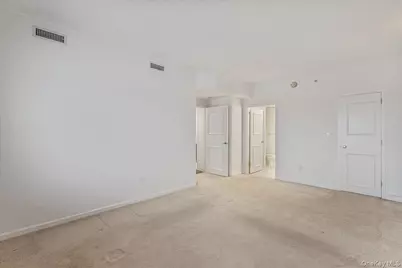 242 Maple Avenue #601, Westbury, NY 11590 - Photo 21