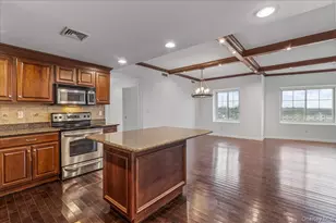 242 Maple Ave, Westbury, NY 11590 - Photo 5