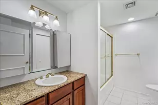 242 Maple Ave, Westbury, NY 11590 - Photo 23