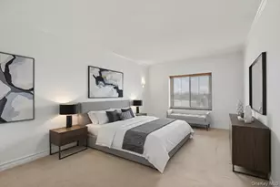 242 Maple Ave, Westbury, NY 11590 - Photo 19