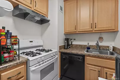 100 E Hartsdale Avenue #6AE, Hartsdale, NY 10530 - Photo 11