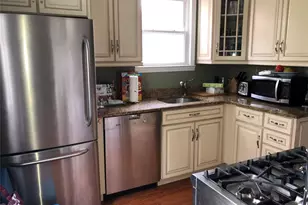 16 Southminster Dr, White Plains, NY 10604 - Photo 7