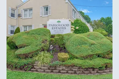 71-42 Little Neck Parkway #153B, Floral Park, NY 11004 - Photo 17