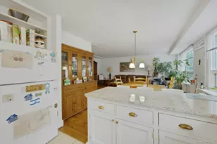 22 Channing Pl, Eastchester, NY 10709 - Photo 9