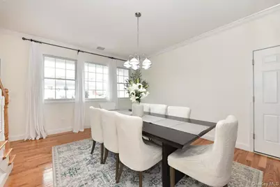 551 Grand Avenue, Lindenhurst, NY 11757 - Photo 11