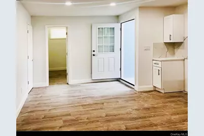 551 Grand Avenue, Lindenhurst, NY 11757 - Photo 33