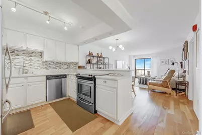 360 Shore Road #3H, Long Beach, NY 11561 - Photo 9