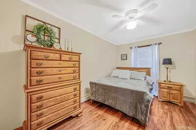 28 Pamela Lane, Selden, NY 11784 - Photo 17