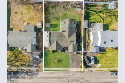 28 Pamela Lane, Selden, NY 11784 - Photo 33