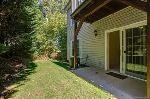 115 Pond View Dr, Port Washington, NY 11050 - Photo 17