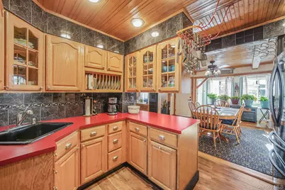 15 18th Avenue, Bay Shore, NY 11706 - Photo 11