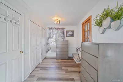 15 18th Avenue, Bay Shore, NY 11706 - Photo 15