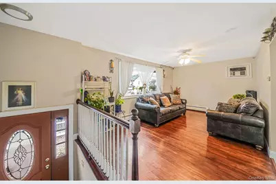 260 Yale Street, Hempstead, NY 11550 - Photo 9