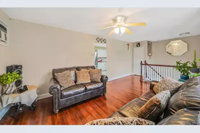 260 Yale Street, Hempstead, NY 11550 - Photo 11