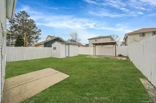 260 Yale St, Hempstead, NY 11550 - Photo 7