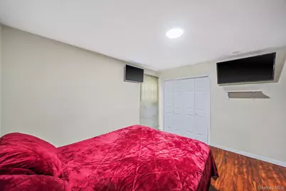 260 Yale Street, Hempstead, NY 11550 - Photo 17