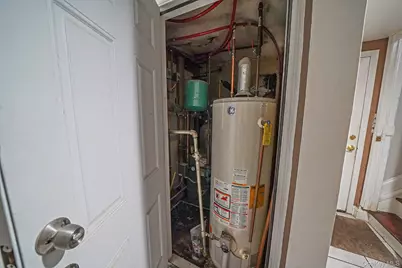 260 Yale Street, Hempstead, NY 11550 - Photo 29