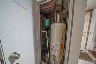 260 Yale St, Hempstead, NY 11550 - Photo 29