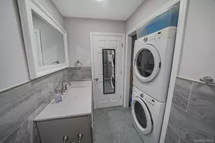 260 Yale St, Hempstead, NY 11550 - Photo 23