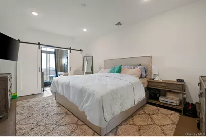 422 Marina Pointe Drive #422, East Rockaway, NY 11518 - Photo 13