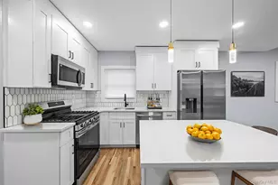 16 Laurel Ave, Hempstead, NY 11550 - Photo 5