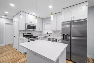 16 Laurel Avenue, Hempstead, NY 11550 - Photo 7