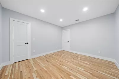 16 Laurel Avenue, Hempstead, NY 11550 - Photo 19