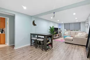 52 Brompton Rd, Great Neck, NY 11021 - Photo 3