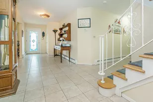 175 Soundview Dr, Port Washington, NY 11050 - Photo 9