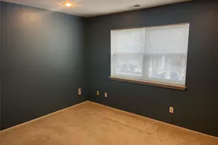 82 Lakeview Dr, Manorville, NY 11949 - Photo 9