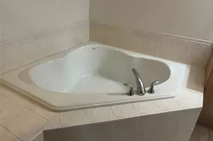 82 Lakeview Dr, Manorville, NY 11949 - Photo 17