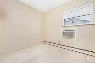 139 N Cedar St, Massapequa, NY 11758 - Photo 15