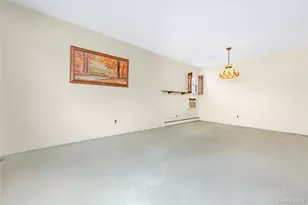 139 N Cedar St, Massapequa, NY 11758 - Photo 5