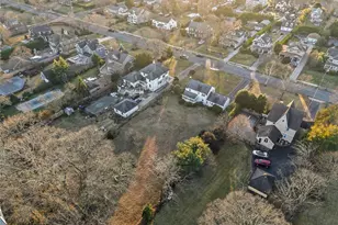 239 Greene Ave, Sayville, NY 11782 - Photo 15