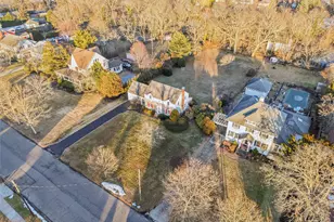 239 Greene Ave, Sayville, NY 11782 - Photo 13