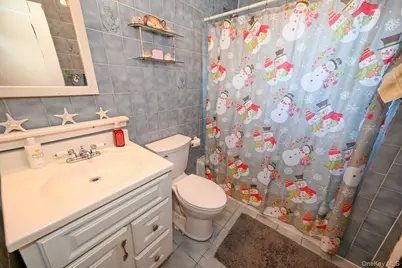 165 Cochran Place, Valley Stream, NY 11581 - Photo 15