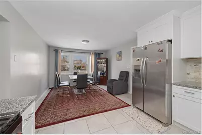 31 21st Avenue, Bay Shore, NY 11706 - Photo 11